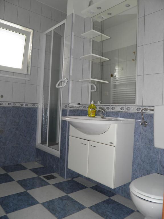 Apartmani Galeb Biograd Na Moru Exterior foto
