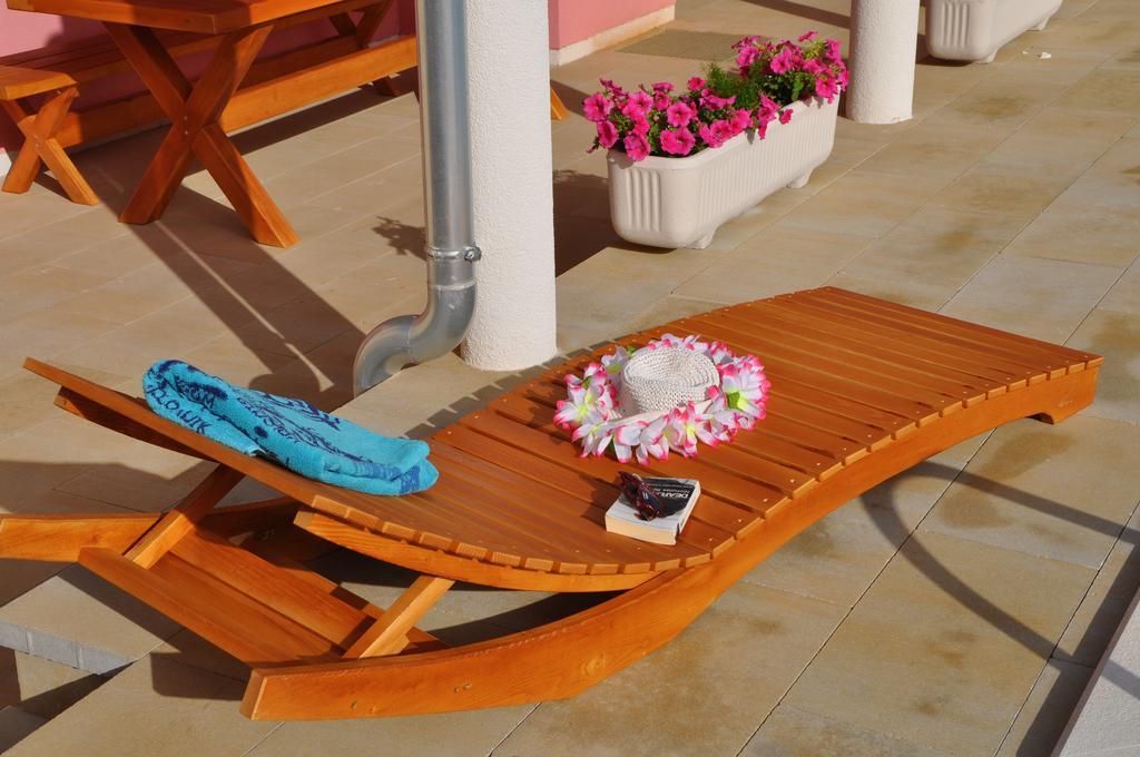 Apartmani Galeb Biograd Na Moru Exterior foto